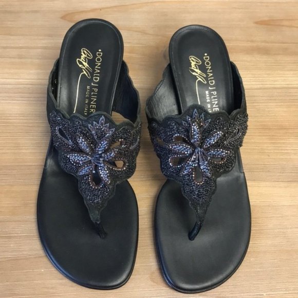 Donald J.Pliner VIAA Metallic Couture Beaded Leather Slippers - Picture 4 of 7